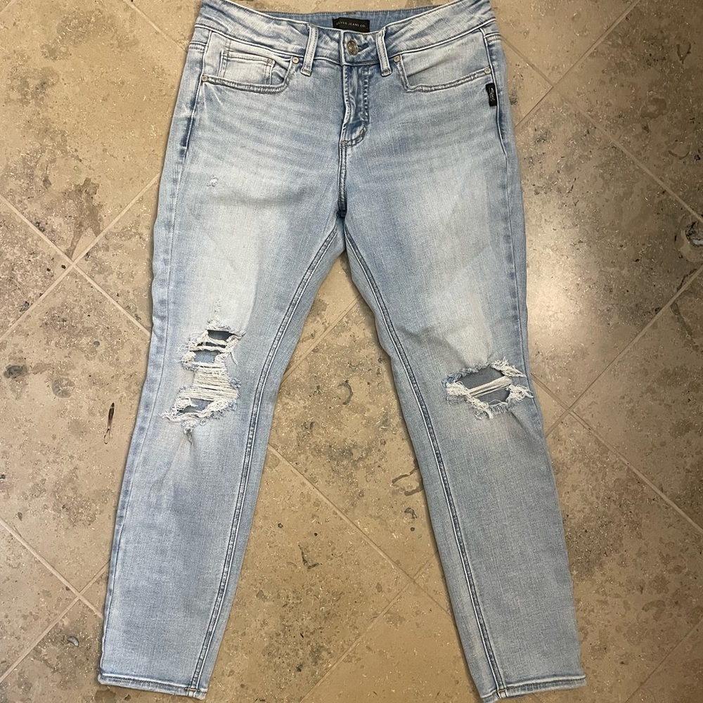 SILVER SUKI SKINNY Jeans Women's Light Blue Ripped DISTRESSED Skinny Jeans NEW